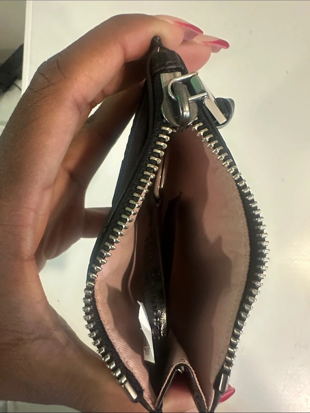 N/A sleek black